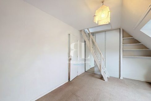pomel_00029-26894-0.jpg