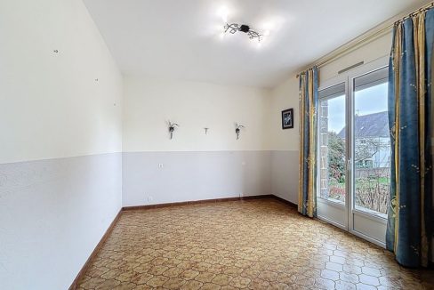 0e2dd3cc-8453-43fc-a195-1612231f50e8-63799-0.jpg