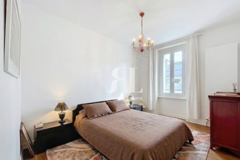 mignon_00001-18-69281-0.jpg