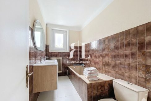 le-mestre_00101-17-71374-0.jpg