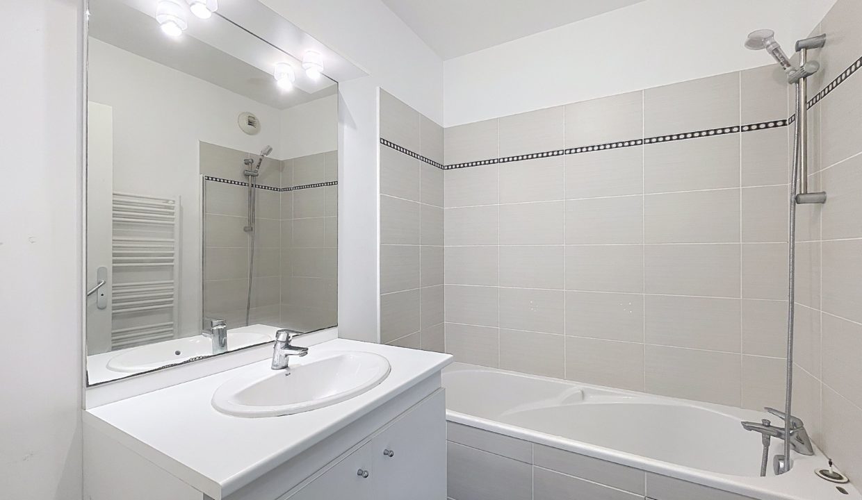 1c7fddac-2912-426e-94d4-26497cca5399-94195-0.jpg