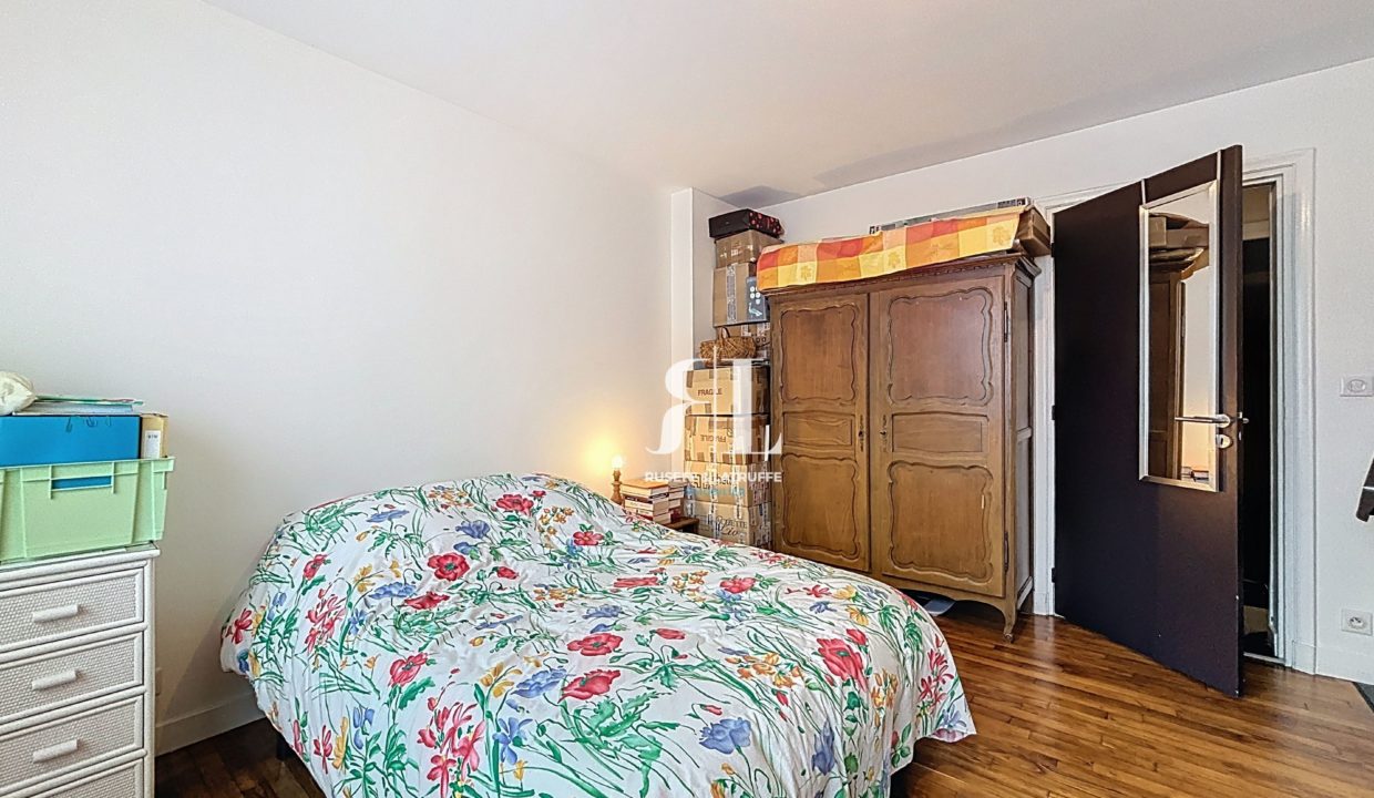 antoine-invest_00006-94813-0.jpg