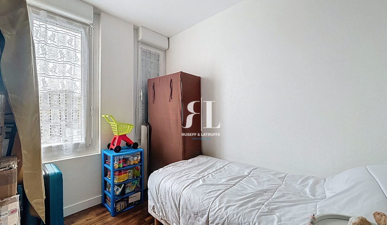 antoine-invest_00008-94813-0.jpg