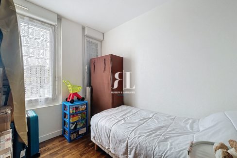 antoine-invest_00008-94813-0.jpg