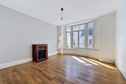dupuy_00001-97717-0.jpg