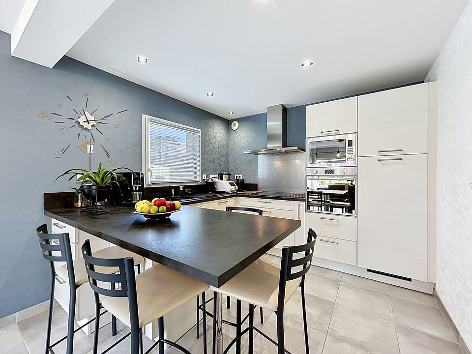 f66bded0-b8fc-4edf-92be-a2fb747040d7-86145-0.jpg