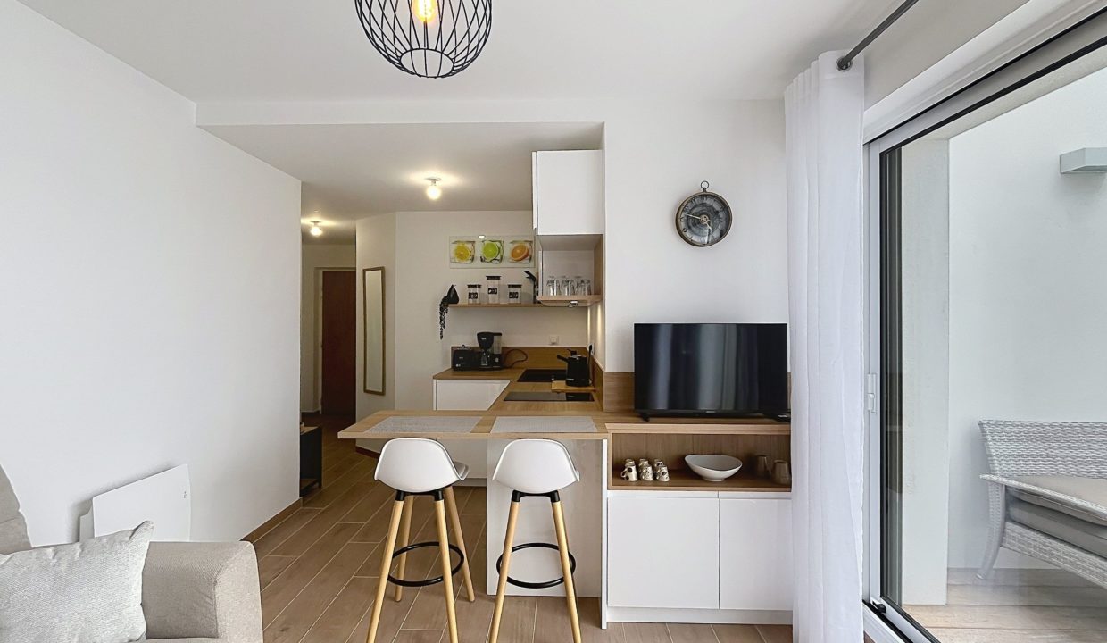 perirhin_00003-94181-0.jpg
