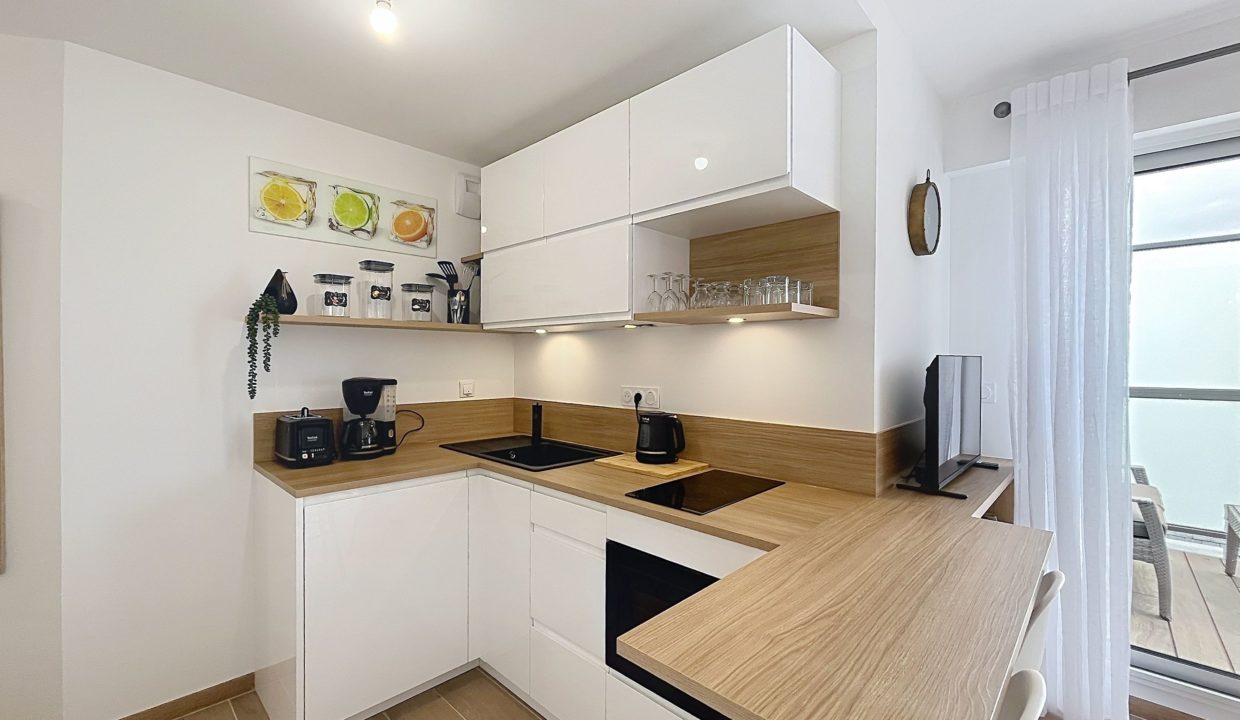 perirhin_00004-94181-0.jpg