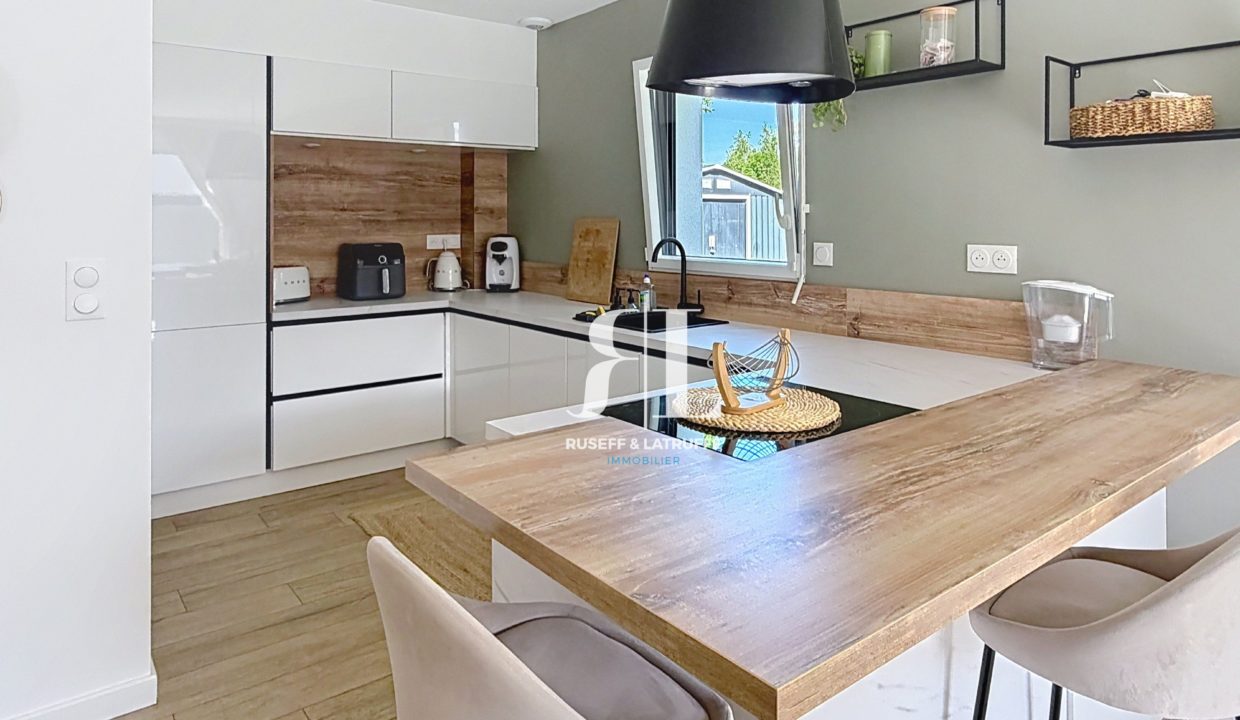beven_00006-122119-0.jpg