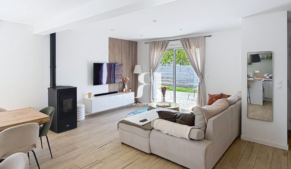 beven_00007-122119-0.jpg