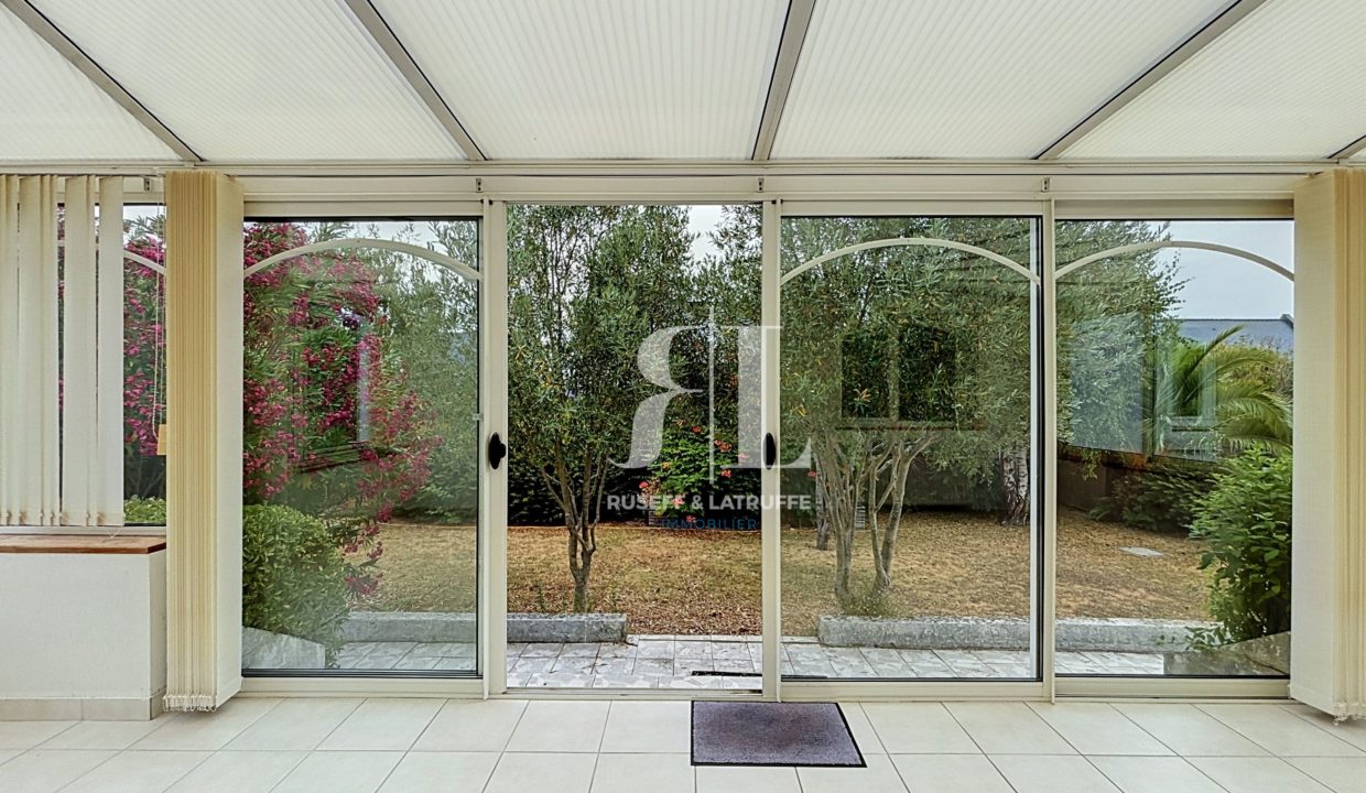 herve_00007-126635-0.jpg