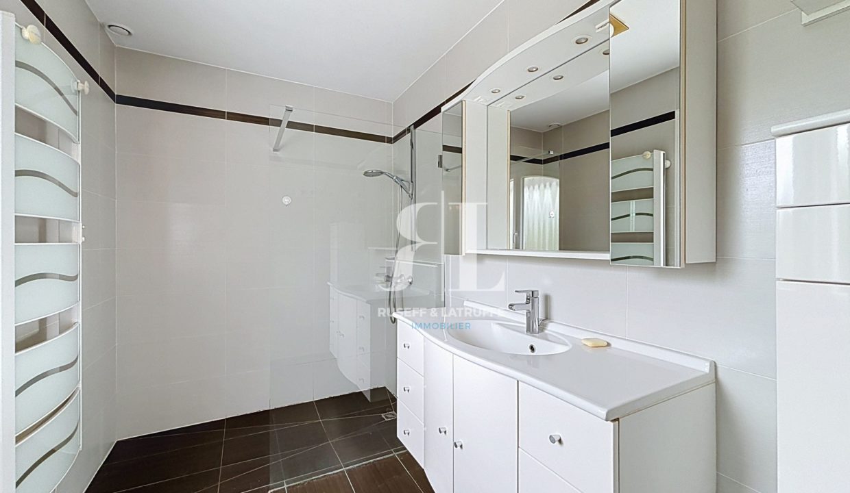 herve_00014-126635-0.jpg