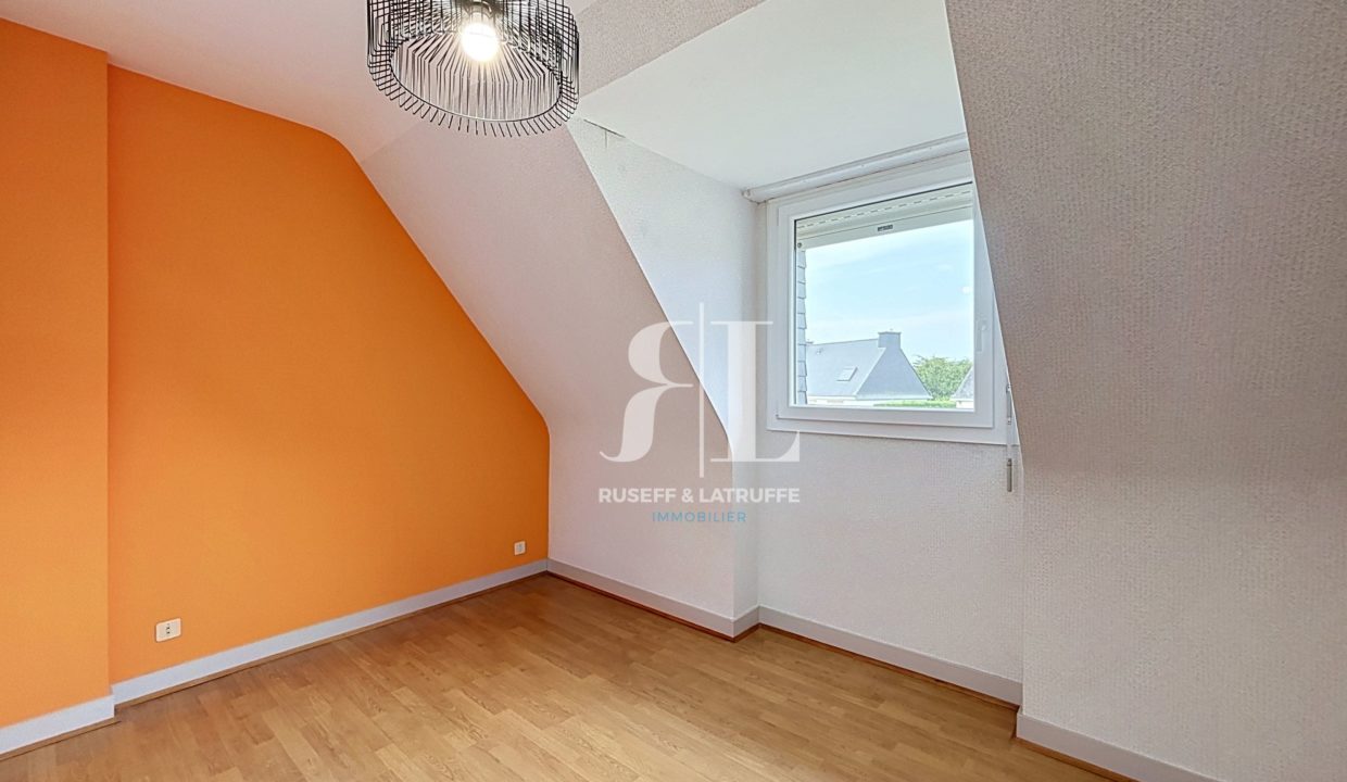 herve_00015-126635-0.jpg