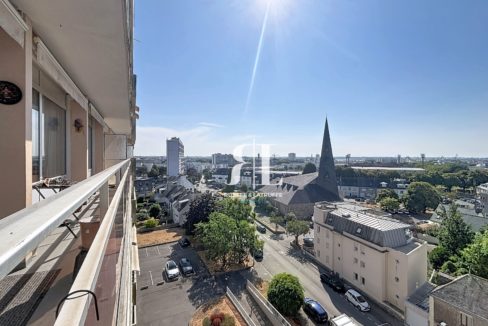 combes_00002-127324-0.jpg