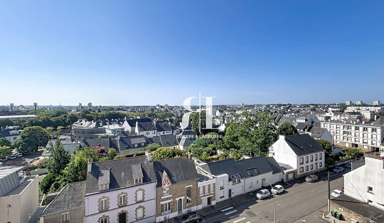 combes_00003-127324-0.jpg