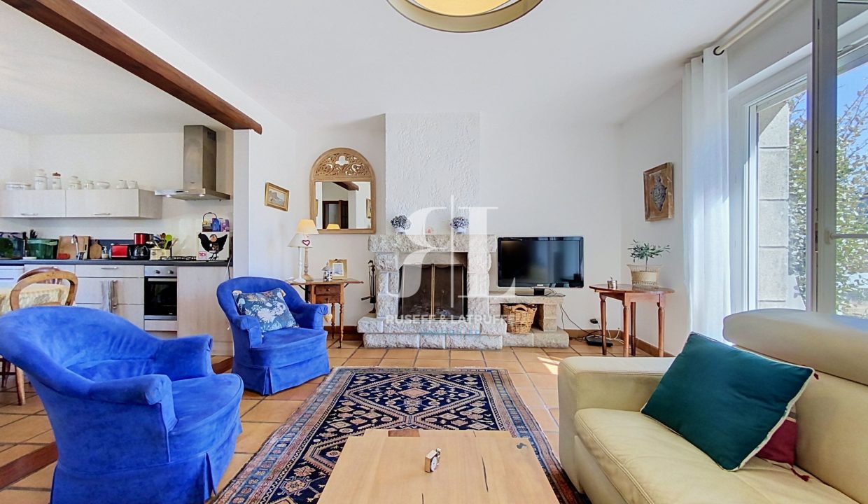 barzic-bis_00005-128395-0.jpg