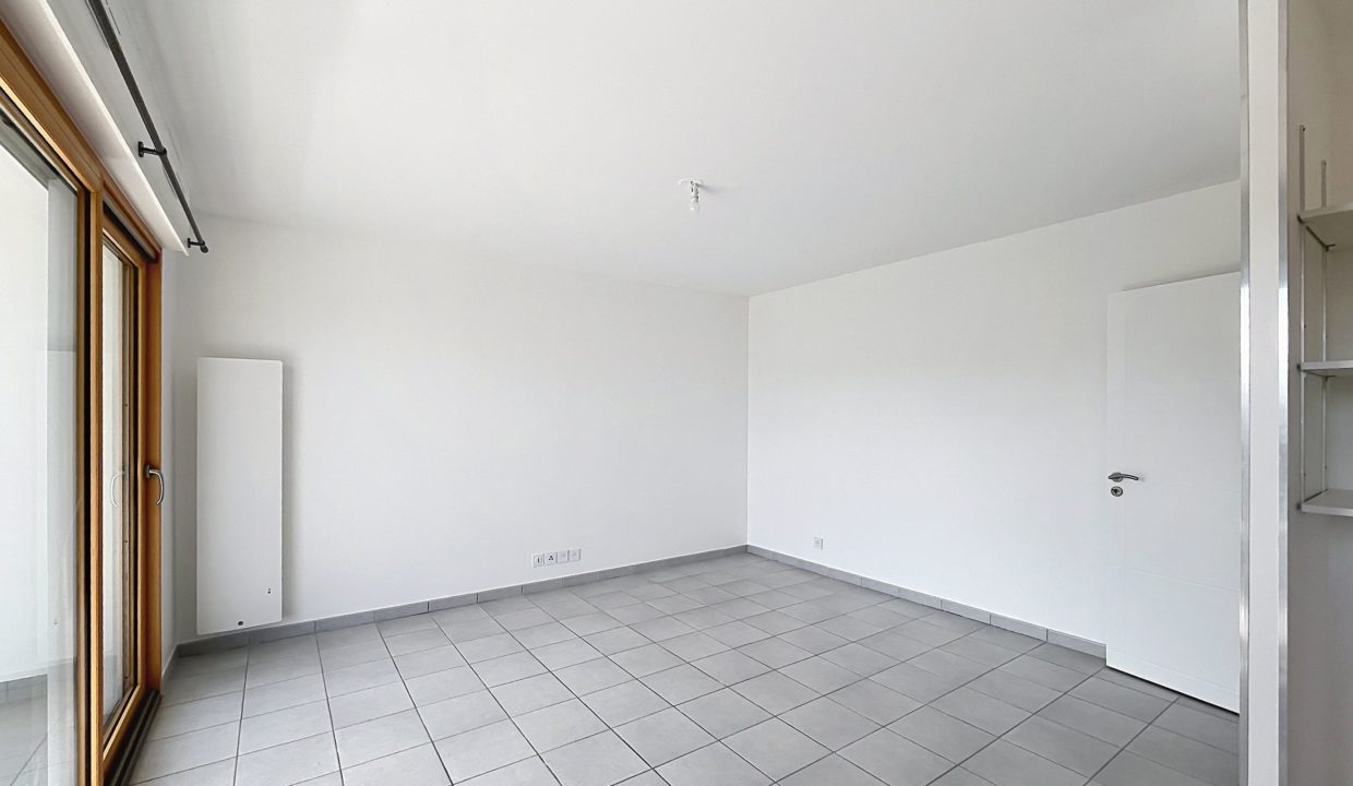 melin_00002-128470-0.jpg
