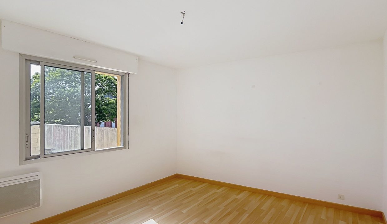 scanvi_00008-127995-0.jpg
