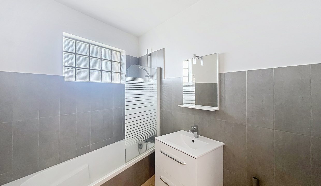 scanvi_00010-127995-0.jpg